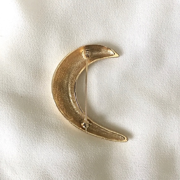 Vintage Crescent Moon Brooch - Picture 3 of 3